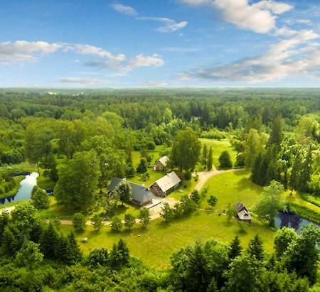 Truu Holiday Houses Ivaste Eksteriør billede